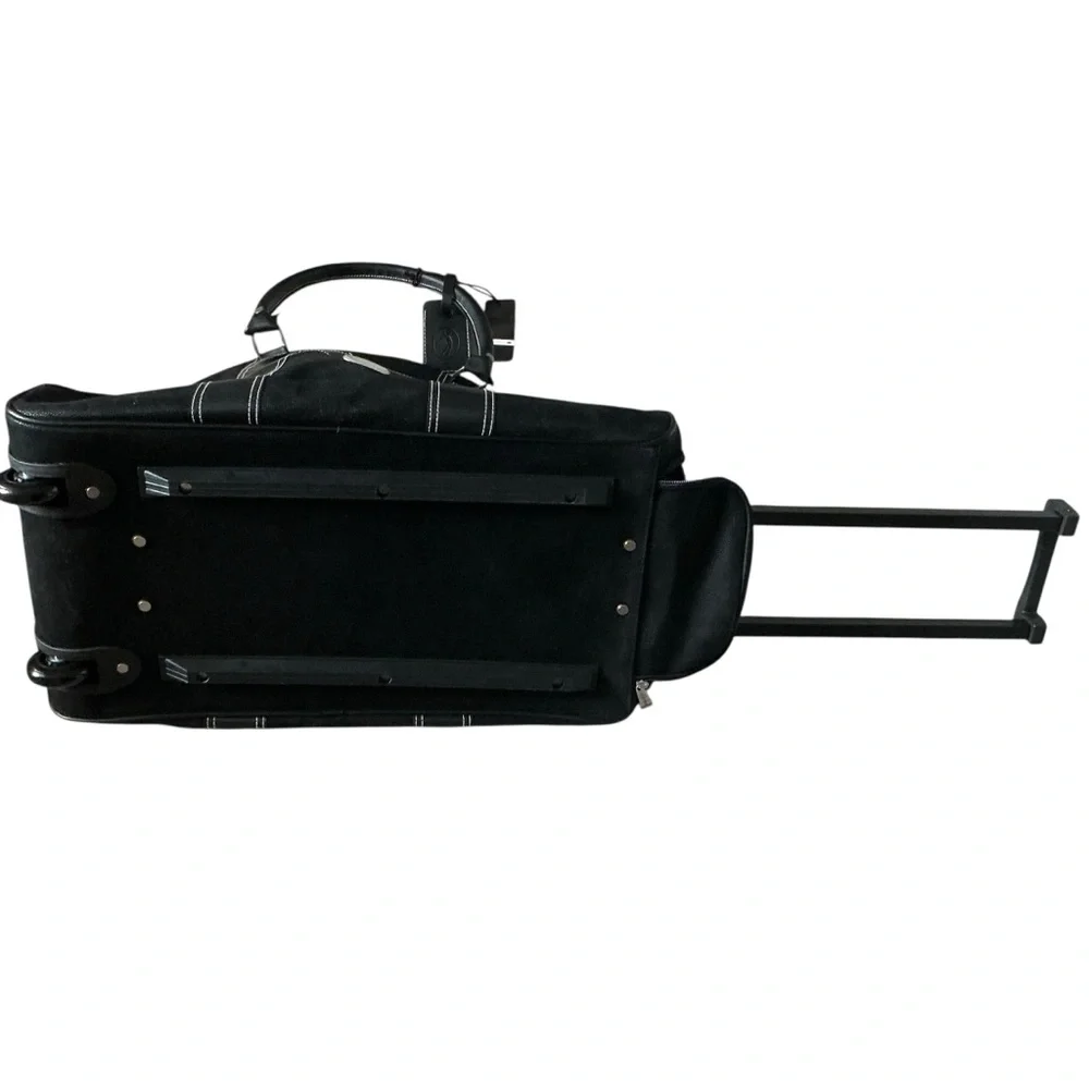 Sovrano black rolling bag duffle golfers bag